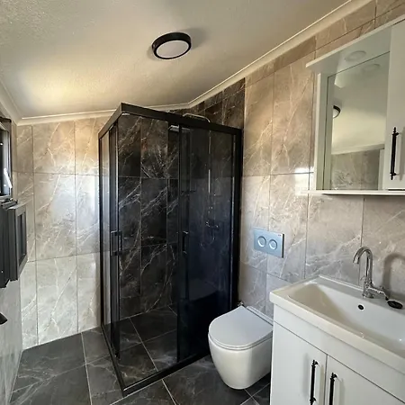 Villa Oeztuerk I For Rent
